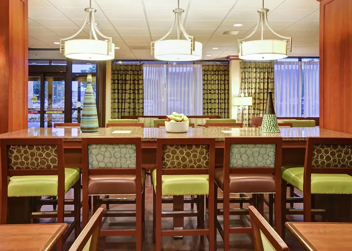 Golf Hotels in Gurnee