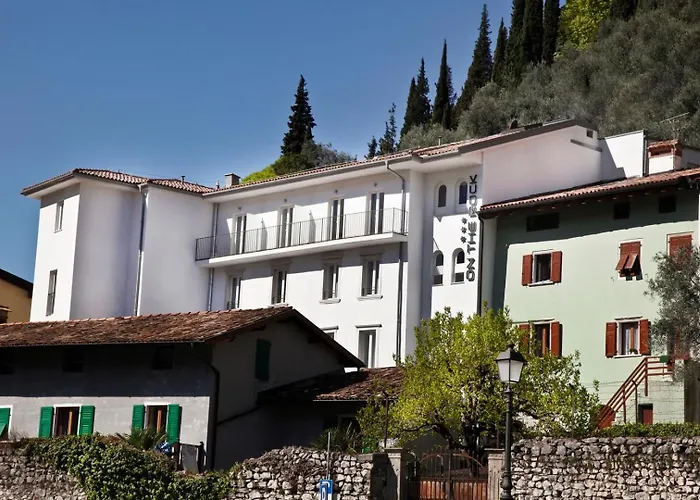Golf Hotels in Arco