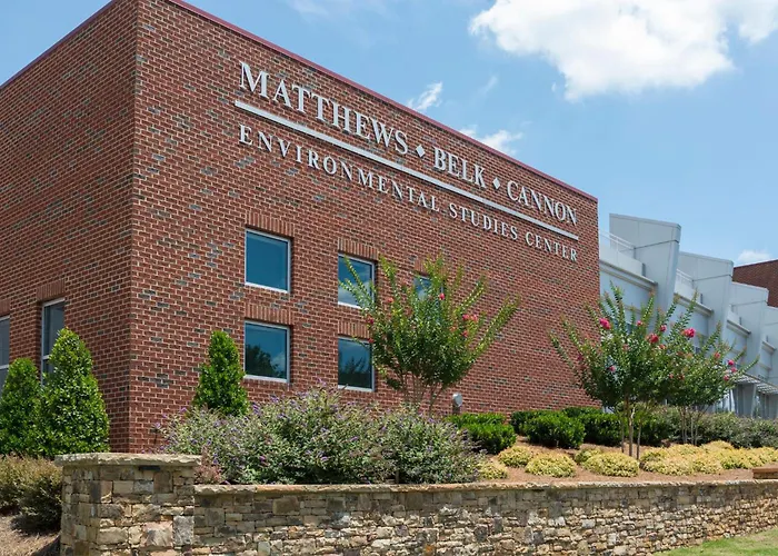Golf Hotels in Gastonia