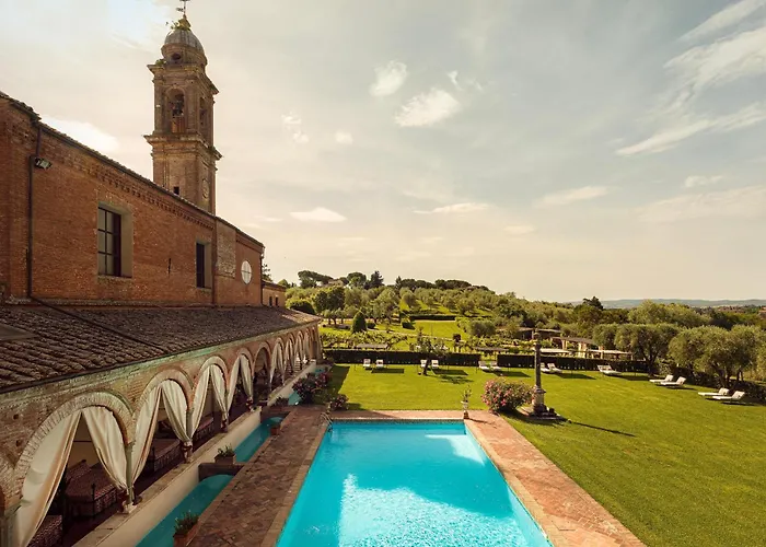 Golf Hotels in Siena