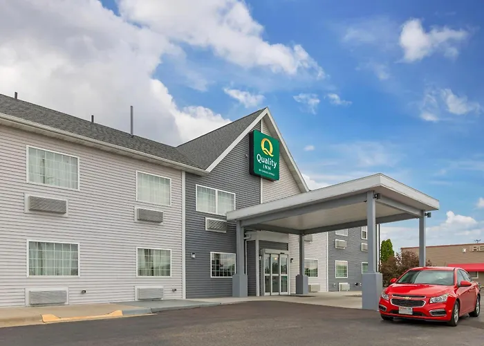 Golf Hotels in Mauston