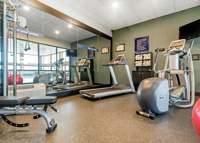 Golf Hotels in Richmond