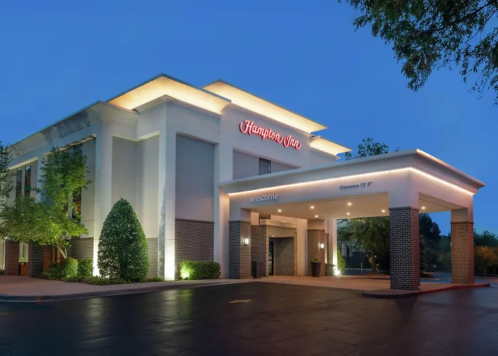 Golf Hotels in Madison