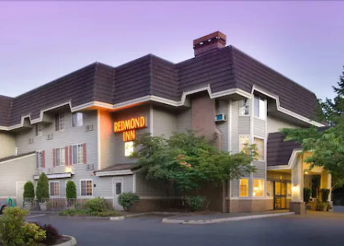 Golf Hotels in Redmond