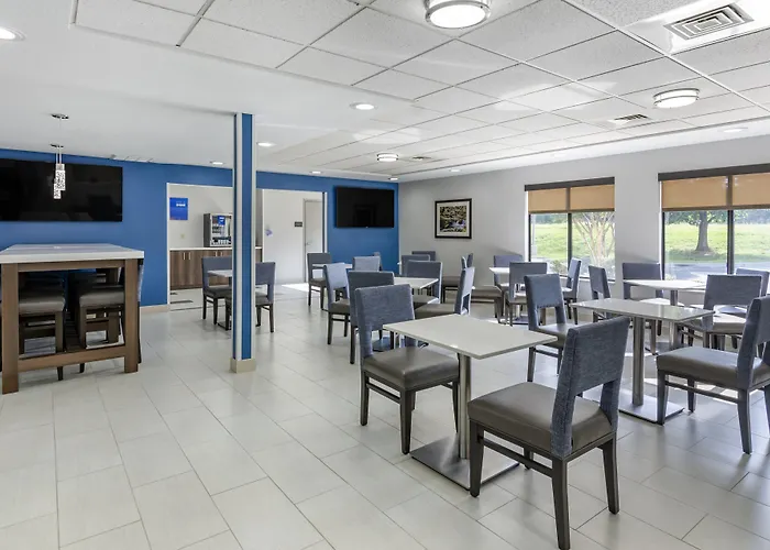 Golf Hotels in Troutville
