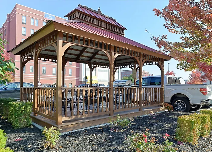 Golf Hotels in Terre Haute
