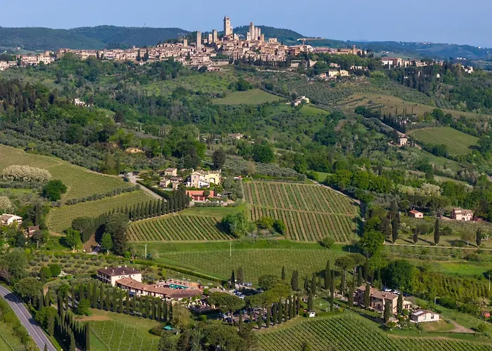 Golf Hotels in San Gimignano