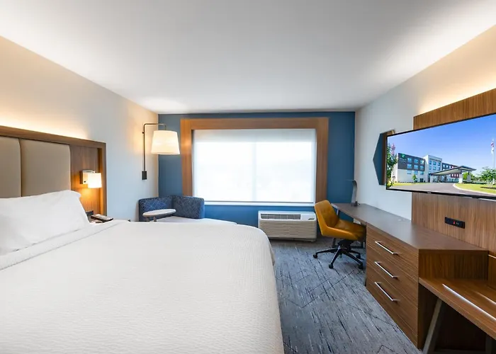 Golf Hotels in Greenwood