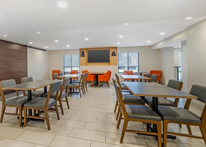 Golf Hotels in Plattsburgh