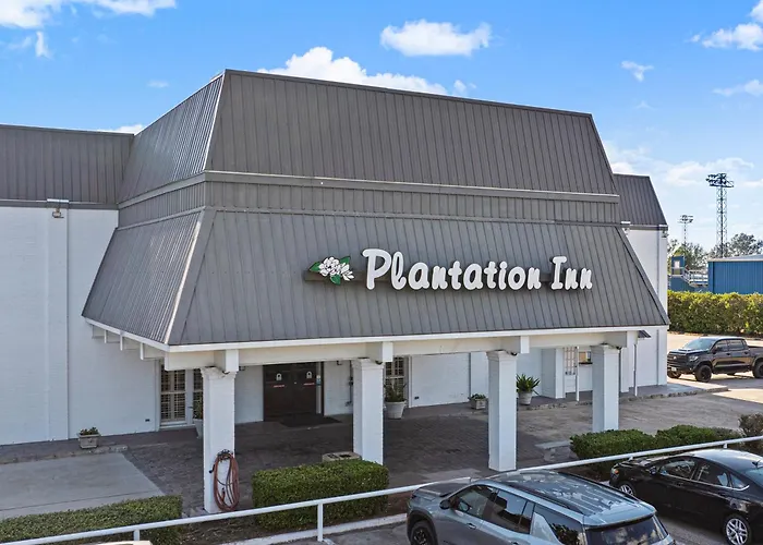 Golf Hotels in Houma